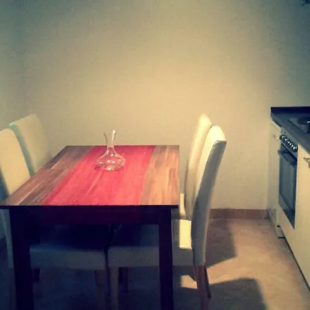 Klaudija Apartment *