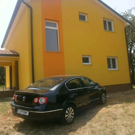 Apartment Klaudija