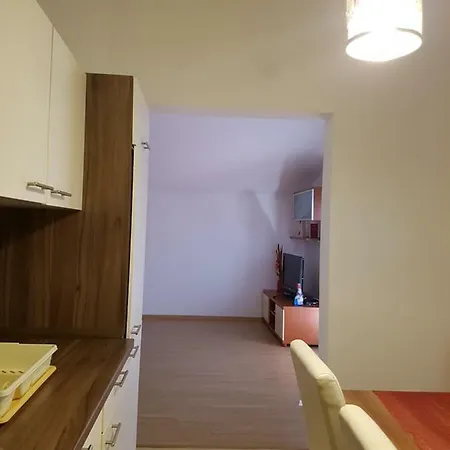 Klaudija Apartment *